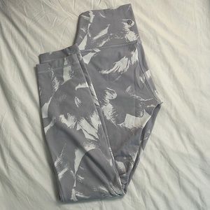 Lululemon Everlux Leggings